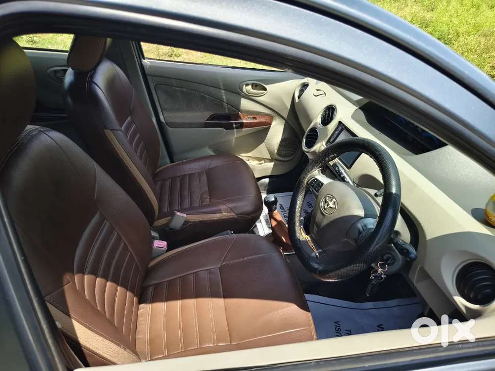 Toyota Etios Liva 2013