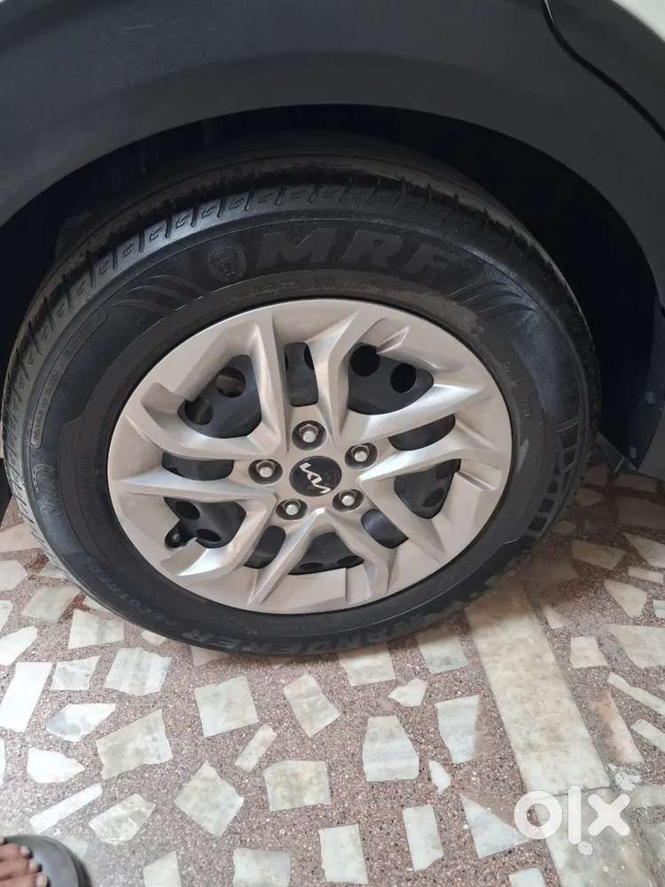 Kia Carens Prestige 2023
