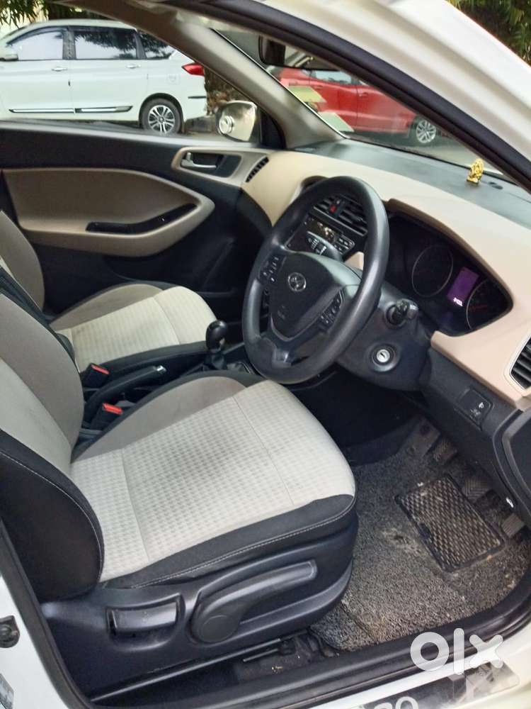 Hyundai Elite I20 1.2 Asta (o) Dual Tone, 2018, Petrol