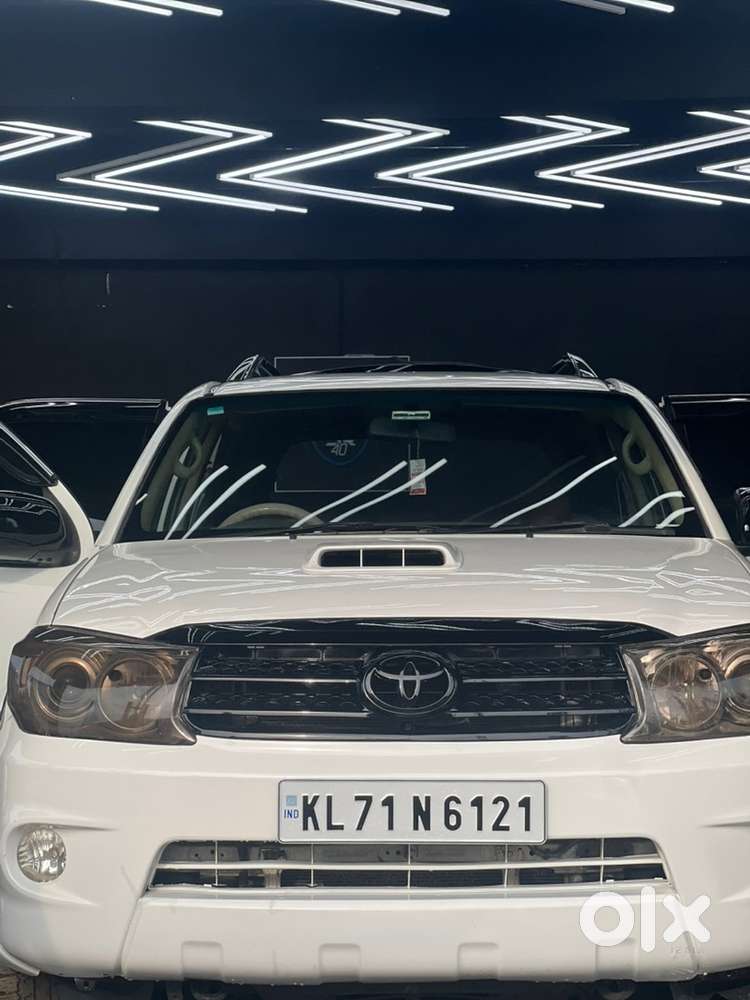 Toyota Fortuner Diesel Manual 2010