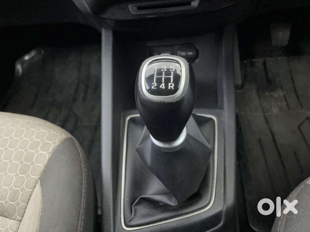 Hyundai Elite I20 Asta Option, 2017, Petrol