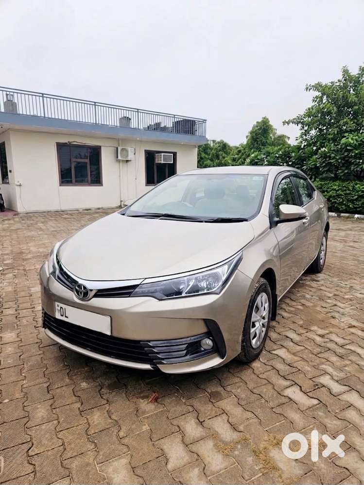 Toyota Corolla Altis 1.8 J, 2017, Petrol