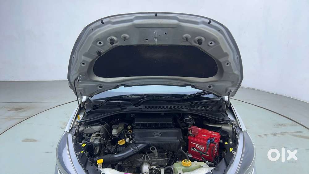 Tata Tiago Xza, 2020, Petrol