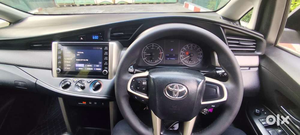 Toyota Innova Crysta [2020-ongoing] 2.4 Gx At 7 Str, 2022, Diesel