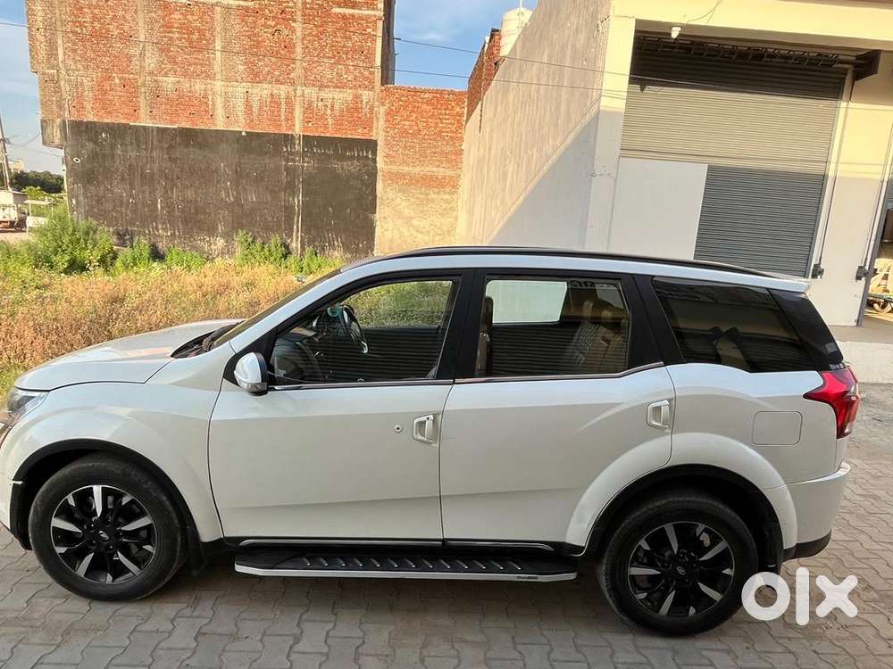 Vip No. Mahindra Xuv W11(o), Good Condition, Agency Record Service