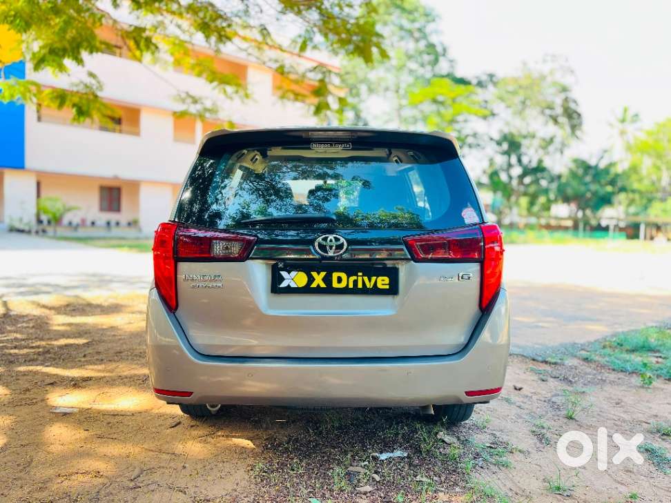 Toyota Innova Crysta [2020-ongoing] 2.4 Gx At 8 Str, 2021, Diesel