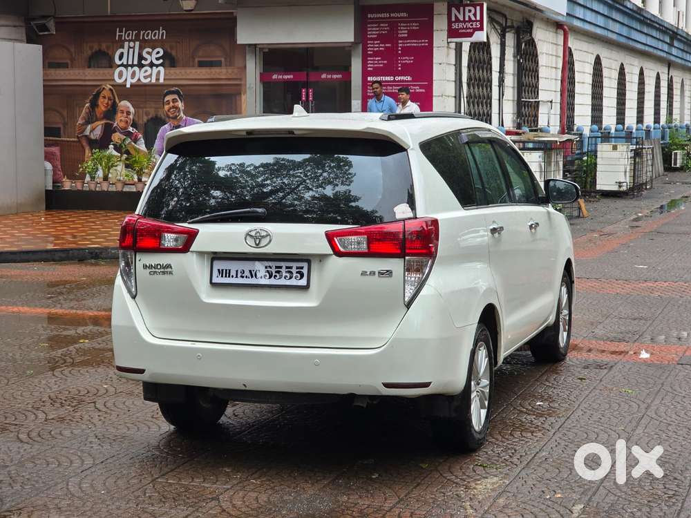 Toyota Innova Crysta 2.8z Automatic, 2016, Diesel