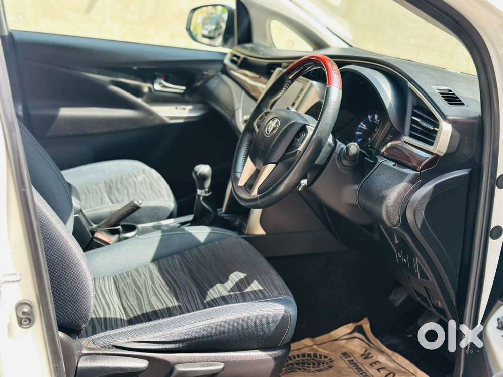 Toyota Innova Crysta [2020-ongoing] 2.4 Vx 7 Str, 2022, Diesel