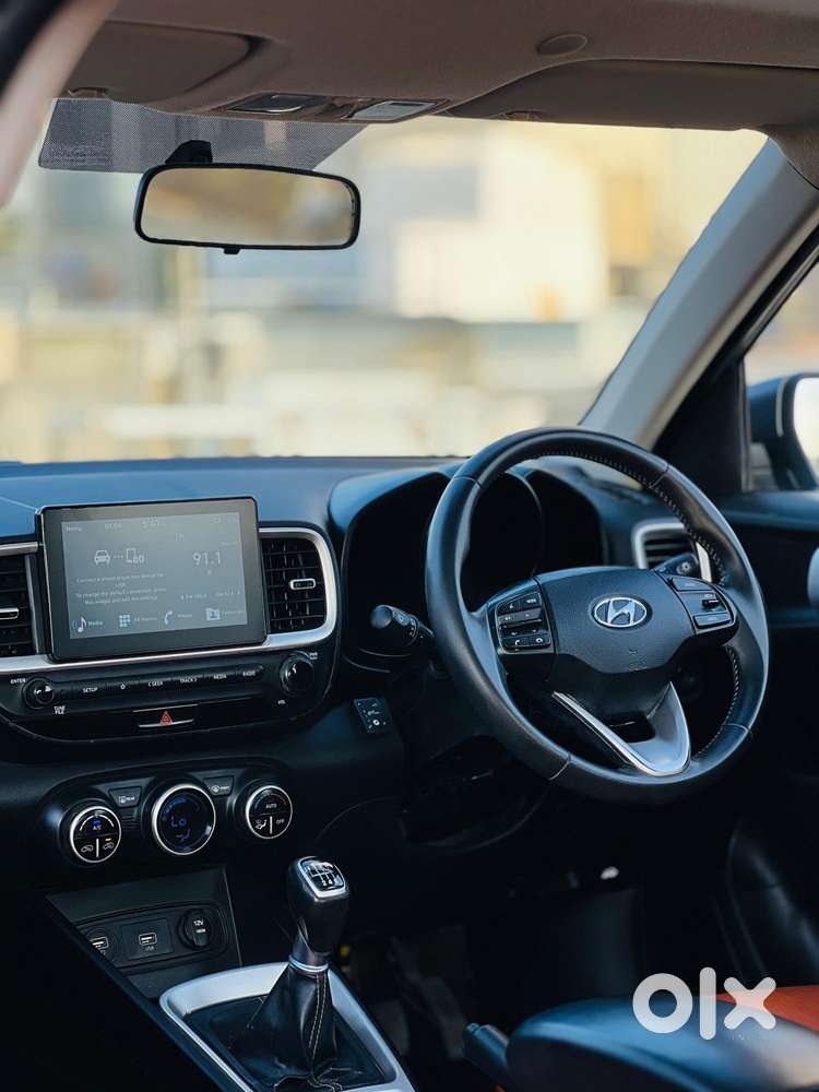 Hyundai Venue Sx Turbo, 2019, Cng & Hybrids