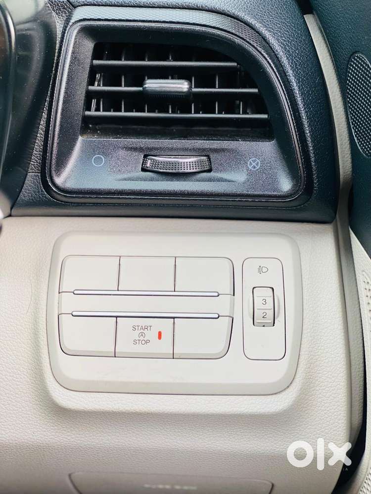 Mahindra Xuv300 W6 Diesel, 2022, Diesel