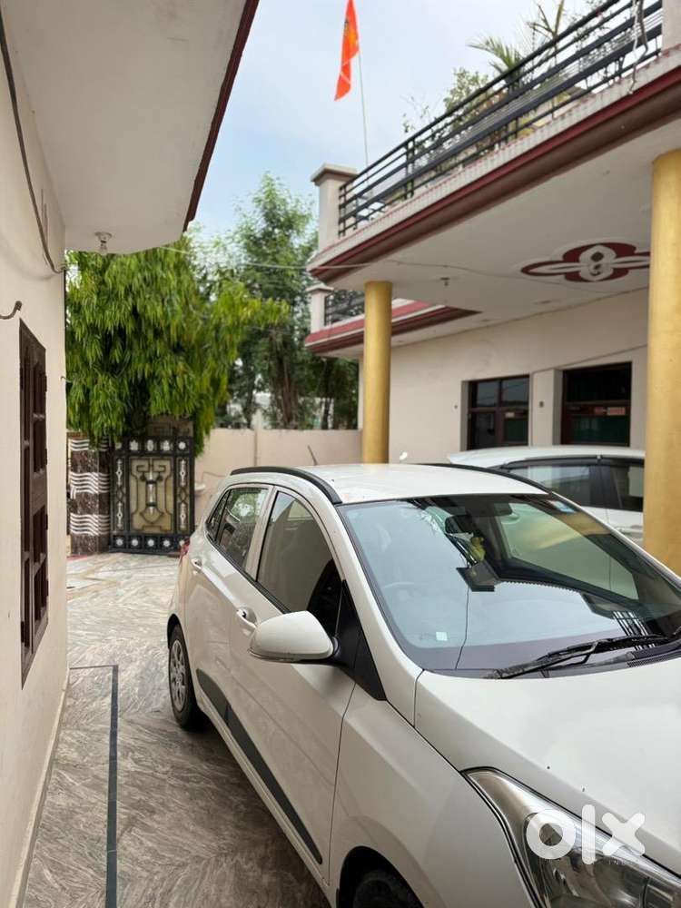 Hyundai Grand I10 2017 Petrol Well Maintained