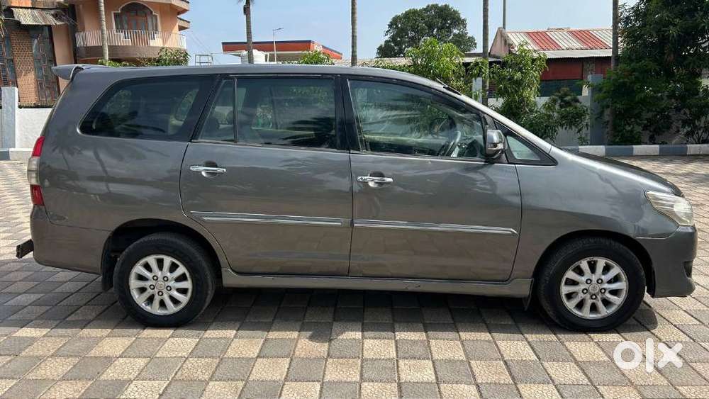 Toyota Innova, 2012, Diesel