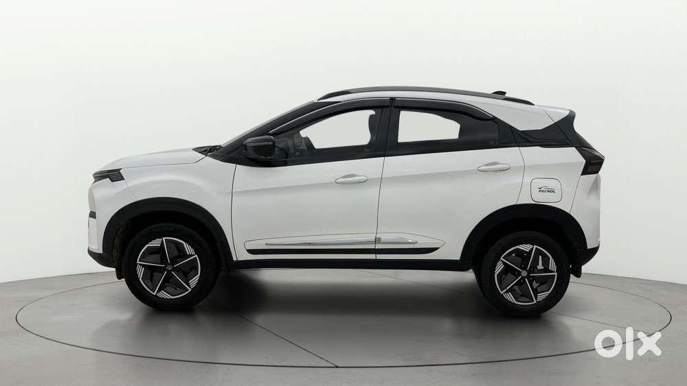 Tata Nexon Creative Plus 1.2 Revotron Petrol 6 Mt, 2024, Petrol