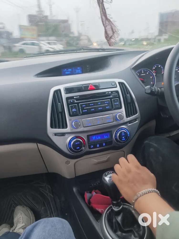 Hyundai I20 Sportz 2013