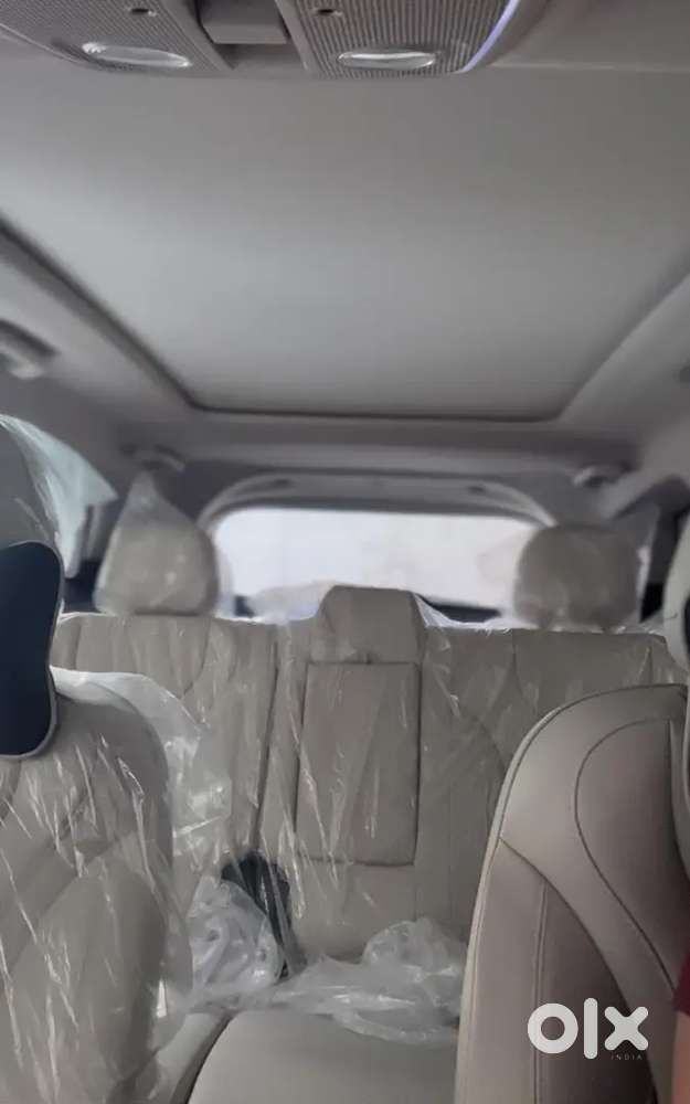 Mahindra Xuv700 Petrol At 2025