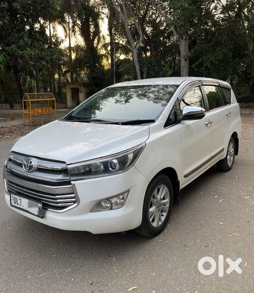 Toyota Innova Crysta 2.4 V, 2017, Diesel