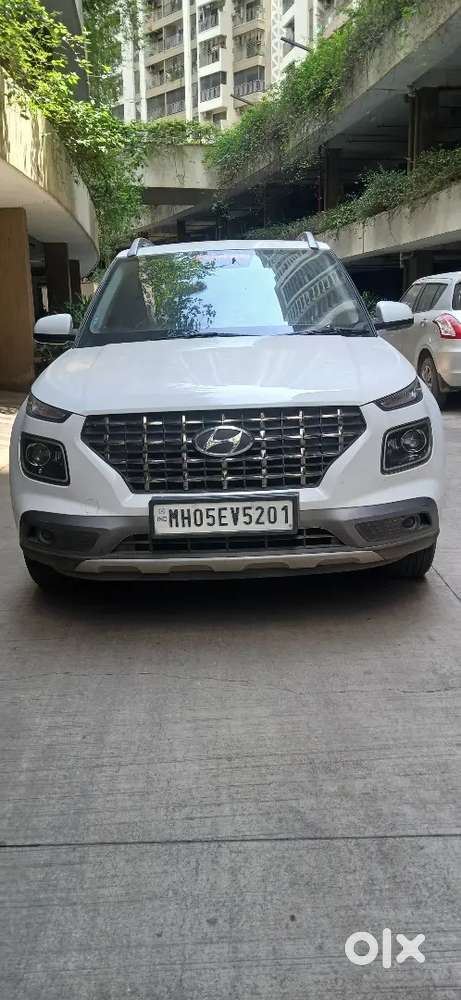 Hyundai Venue 2022 Diesel 55400 Km Driven Well Maintined Car