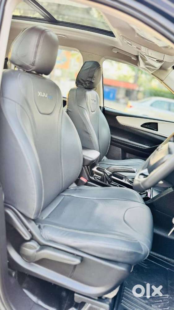 Mahindra Xuv700 2.2 Ax 5 Diesel At 7 Str, 2022, Diesel