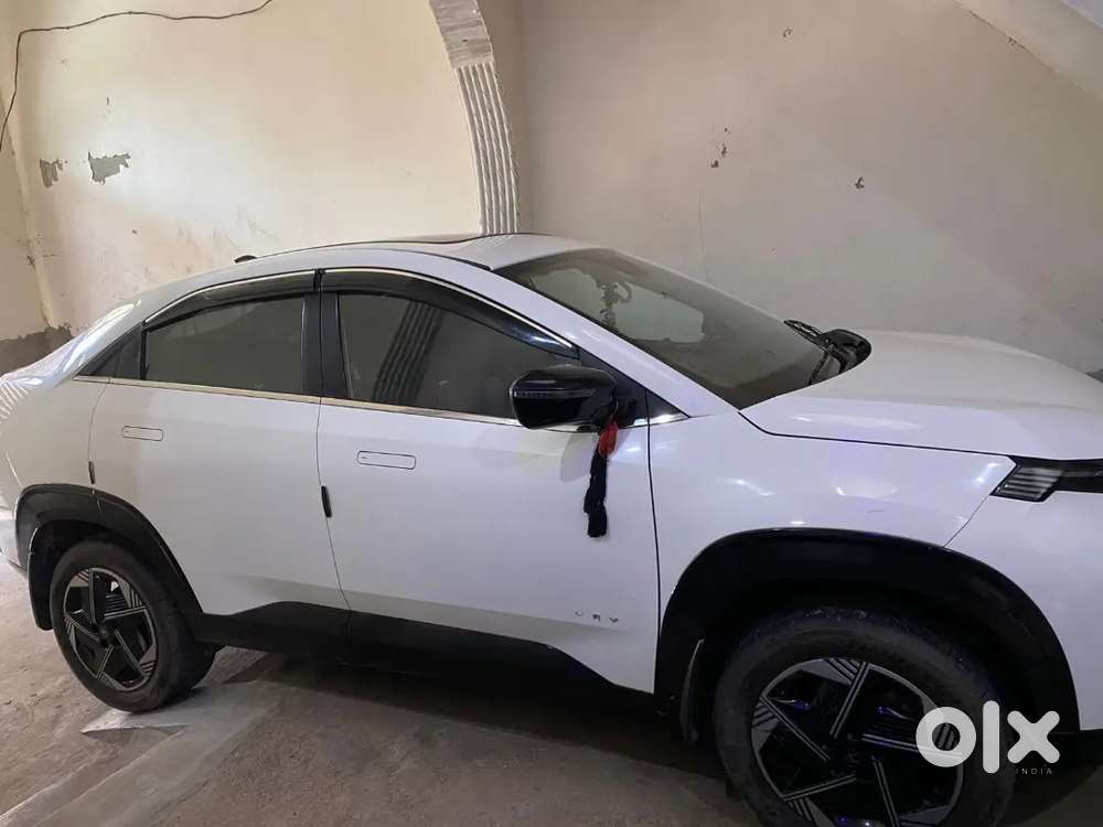 Tata Curvv 2025