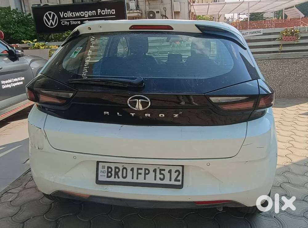 Tata Altroz Xz, 2022, Petrol