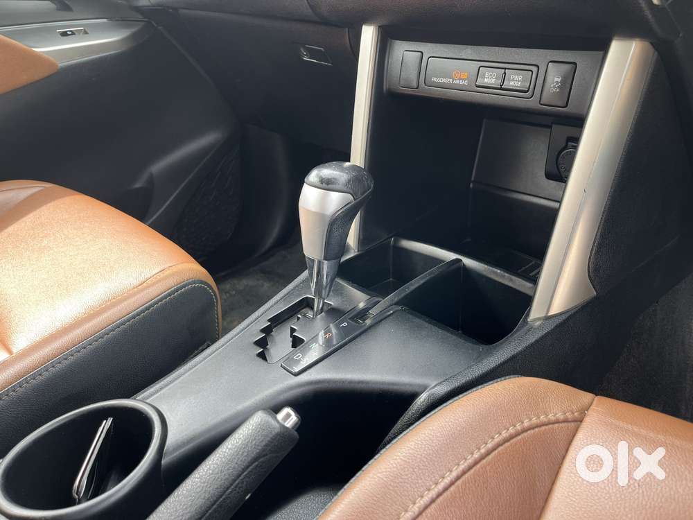 Toyota Innova Crysta 2.7 Zx At, 2017, Petrol