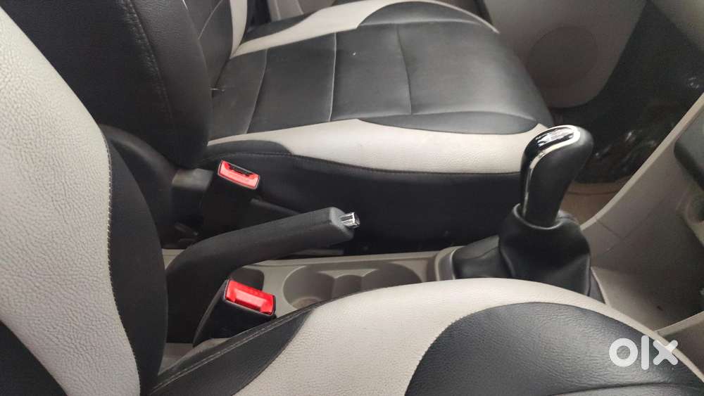 Tata Tiago 1.2 Revotron Xz, 2016, Petrol