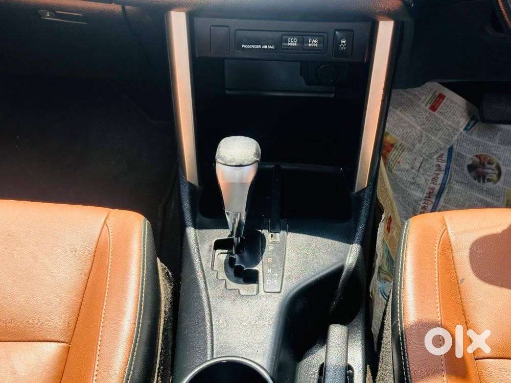 Toyota Innova Crysta 2.8z Automatic, 2017, Diesel