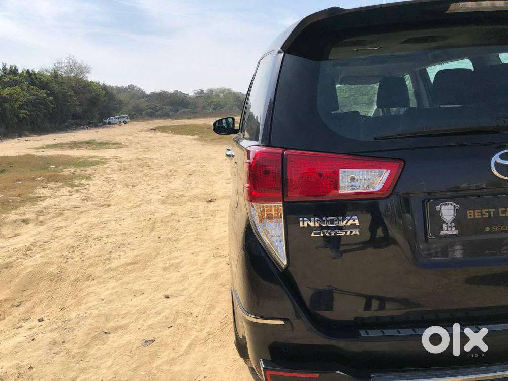 Toyota Innova Crysta