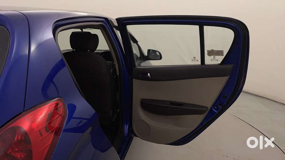 Hyundai I20 Asta 1.4 At Vtvt, 2011, Petrol
