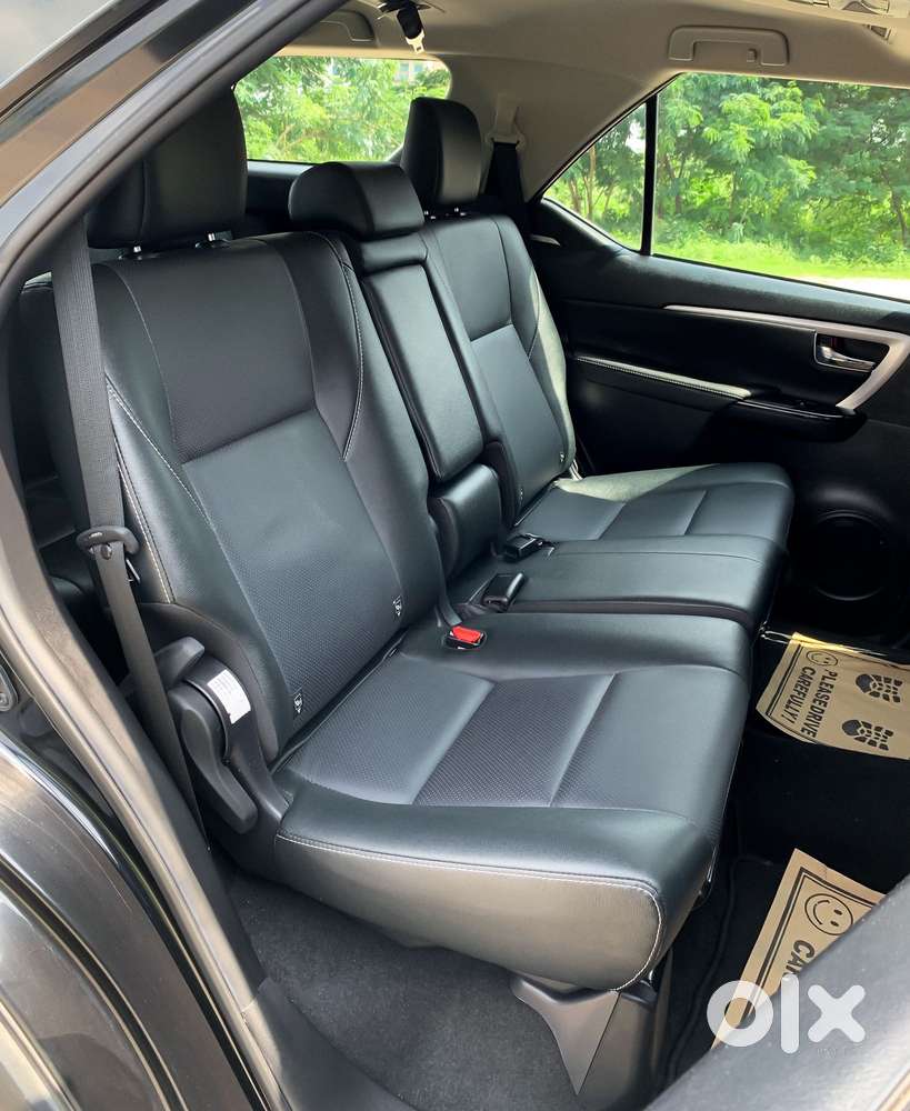 Toyota Fortuner 4x2 At 2.7 Petrol, 2024, Petrol