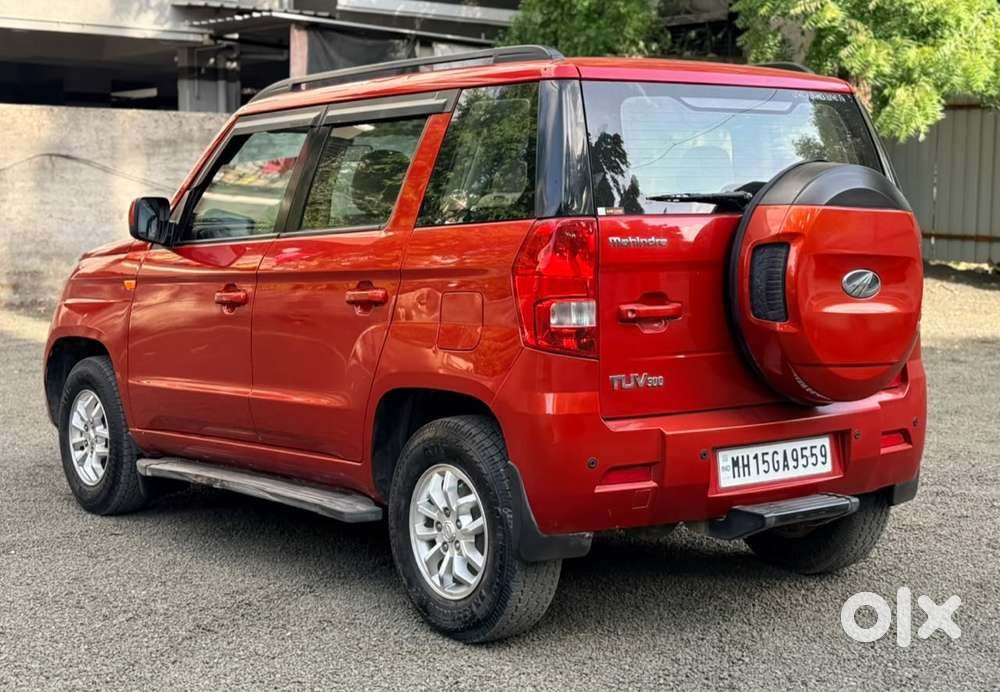 Mahindra Tuv 300 Mhawk100 T8, 2017, Petrol