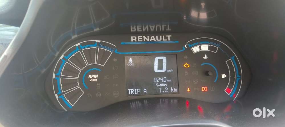 Renault Triber Rxt, 2024, Petrol