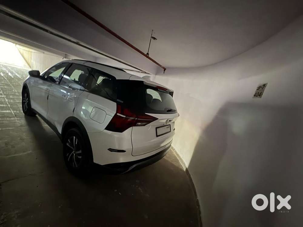 Mahindra Xuv700 Petrol 2022