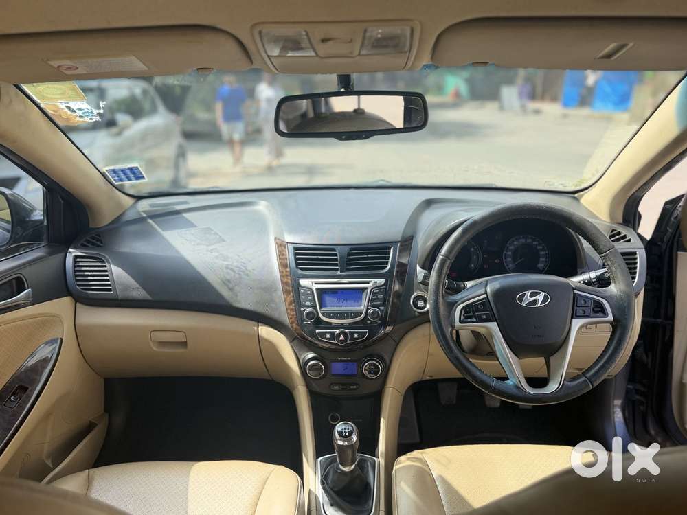 Hyundai Verna 1.6 Sx Vtvt (o), 2014, Petrol