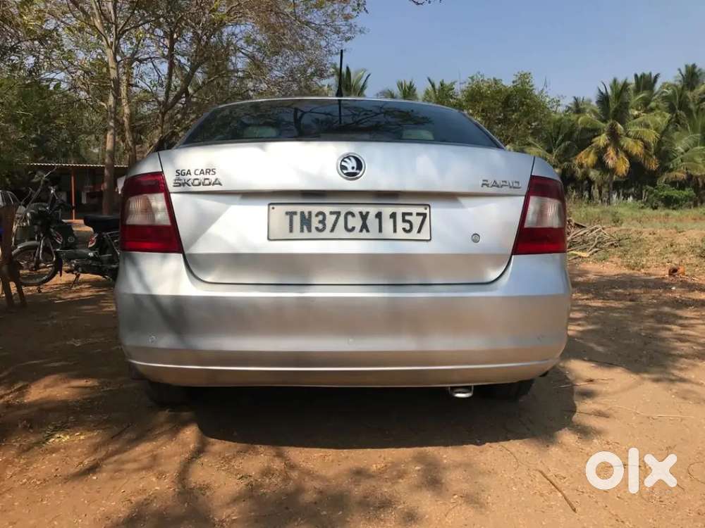 Skoda Rapid Elegance 2014 Diesel Manual