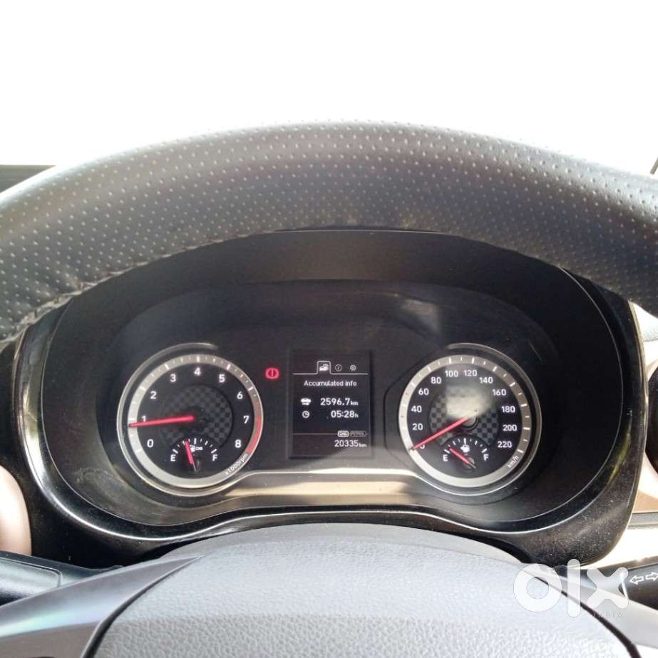 Hyundai Aura 1.2 Sx Cng, 2025, Cng & Hybrids
