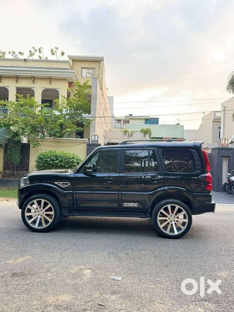 Mahindra Scorpio S9, 2018, Diesel