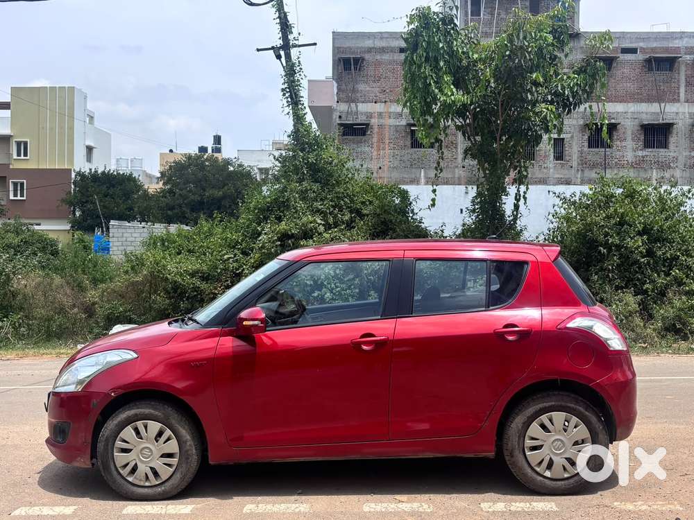 Maruti Suzuki Swift Vxi + Manual, 2013, Petrol