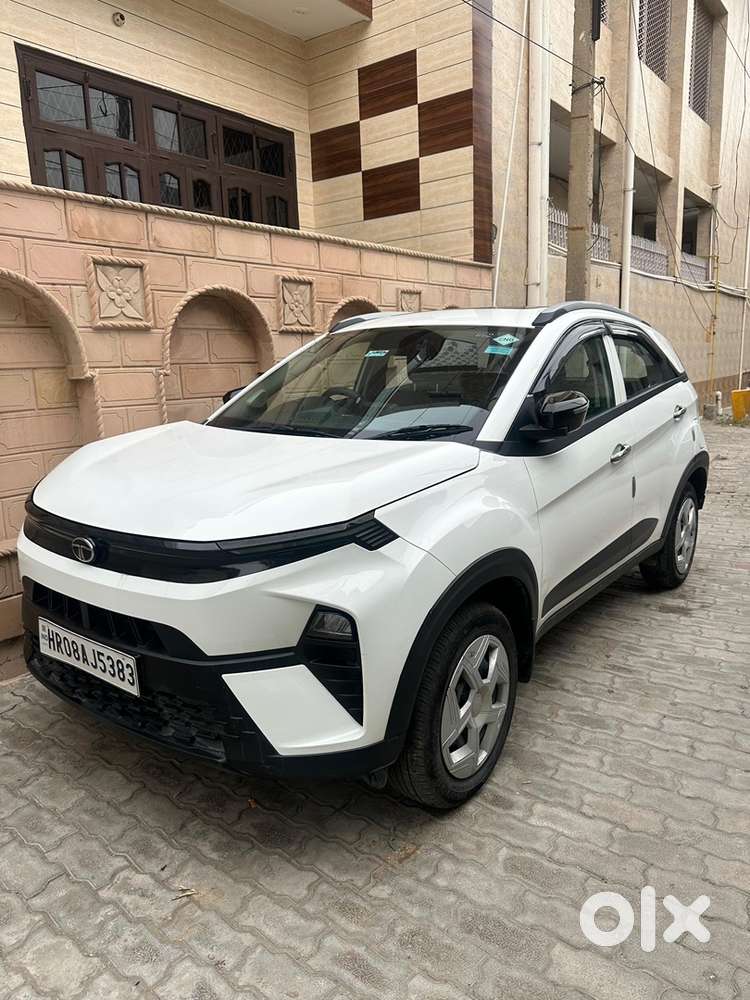 Tata Nexon Petrol 2025