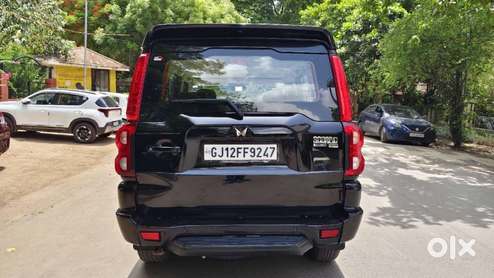 Mahindra Scorpio S11 Mt 7s, 2025, Diesel