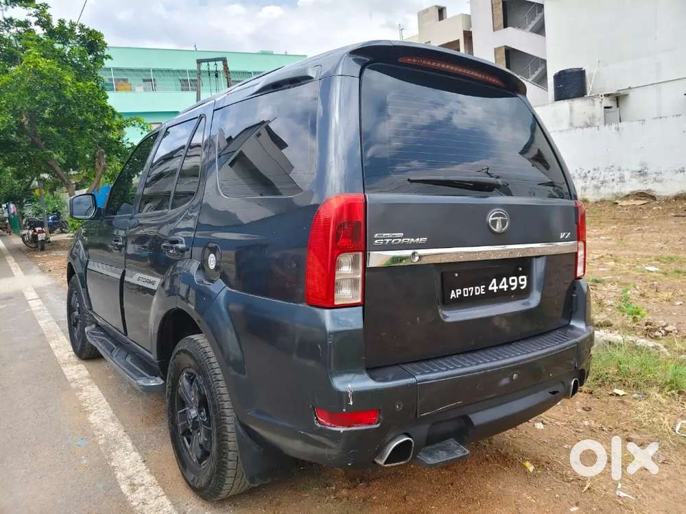 Tata Safari Storme 2016 Diesel Manual Car