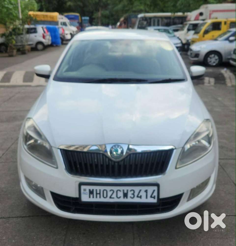 Skoda Rapid 1.6 Mpi Elegance, 2013, Petrol