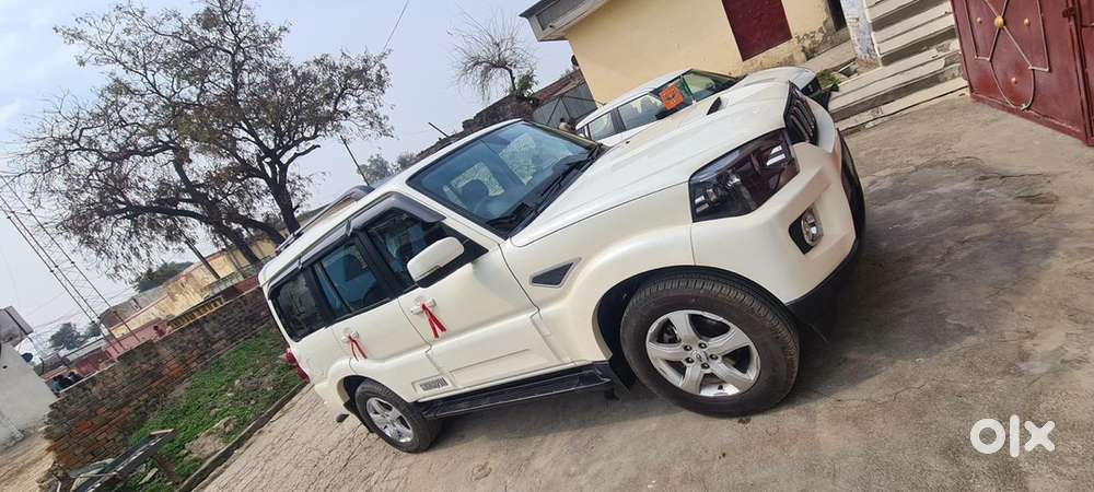 Mahindra Scorpio Classic 2021 Diesel Manual