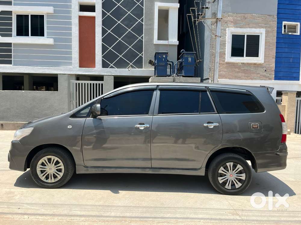 Toyota Innova 2.5 G (diesel) 8 Seater, 2014, Diesel