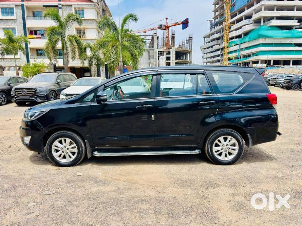 Toyota Innova Crysta [2020-ongoing] 2.7 Gx Mt 7 Str, 2023, Diesel
