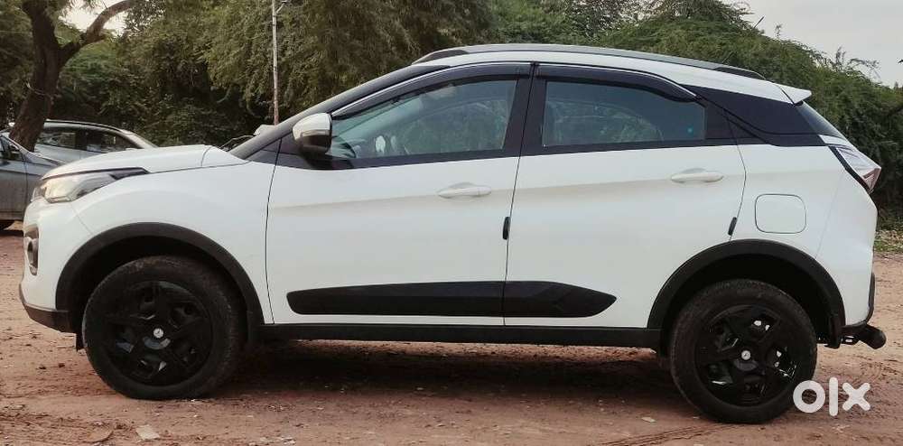 Tata Nexon 1.5 Revotorq Xm (s), 2022, Diesel