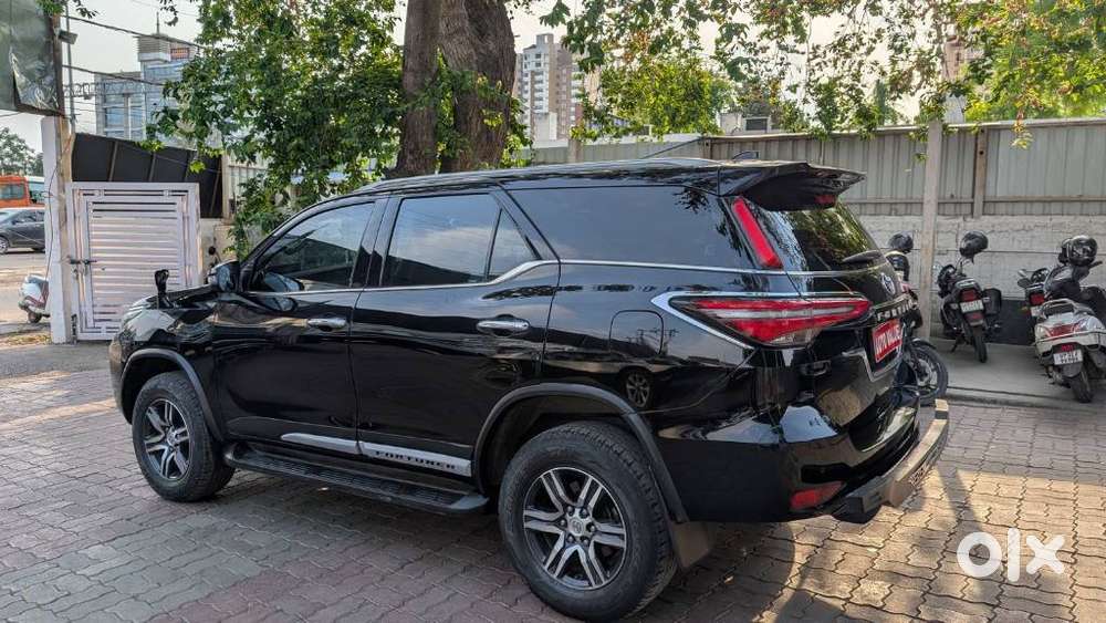 Toyota Fortuner 3.0 Sportivo 4x2 Mt, 2023, Diesel