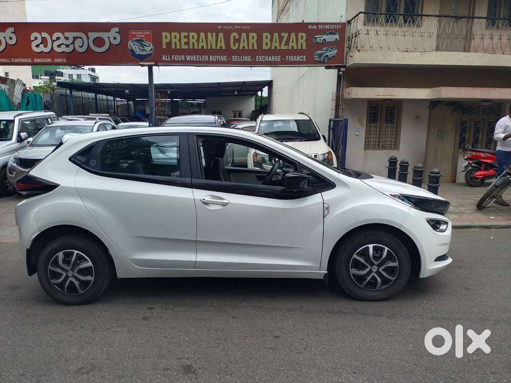 Tata Altroz Xe Petrol, 2023, Petrol