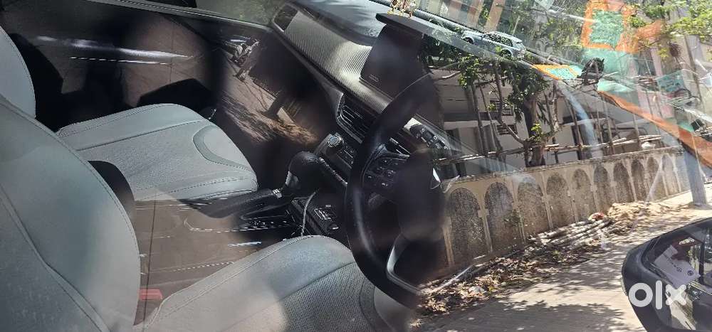 Mahindra Xuv700 2024 Diesel 35000 Km Driven