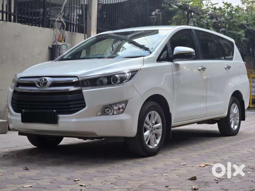Toyota Innova Crysta 2.4 V 7 Str, 2016, Diesel